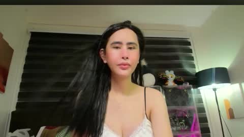 Snapshot of xhotcockcumts chatting on 11.25.25 Barbie ann online show from 11.25.25