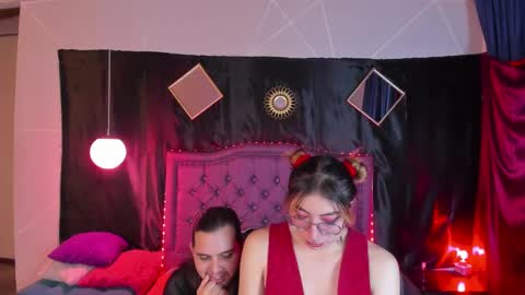 xialee and Lio online show from 01.08.25
