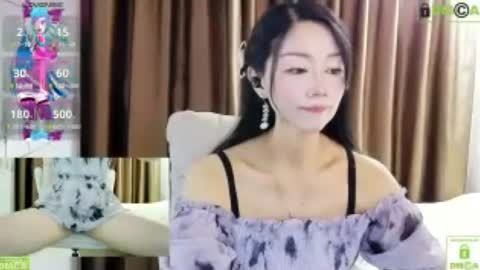 Snapshot of xiao_yue_ chatting on 06.30.26 xiao_yue_ online show from 06.30.26