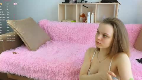 Snapshot of xiaobrunscheen chatting on 05.21.26 Luna and Lina online show from 05.21.26