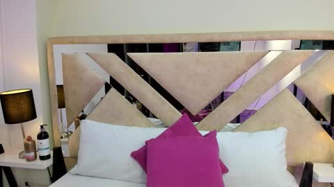 Xime  online show from 02.25.26