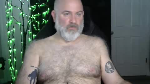 Snapshot of xjohnniex77 chatting on 01.11.26 MrSlowBurn77 online show from 01.11.26