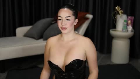 Julia online show from 11.23.25