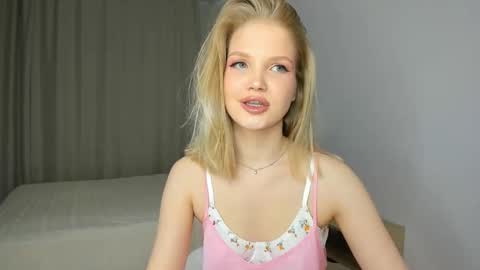 Chloe online show from 02.23.26