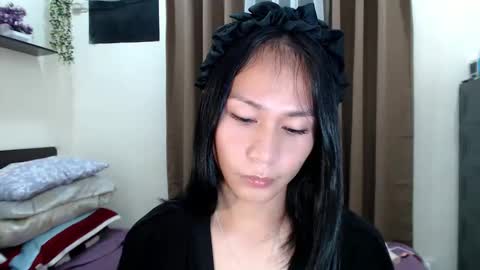 Snapshot of xlovely_destinyx chatting on 03.27.26 Alice online show from 03.27.26
