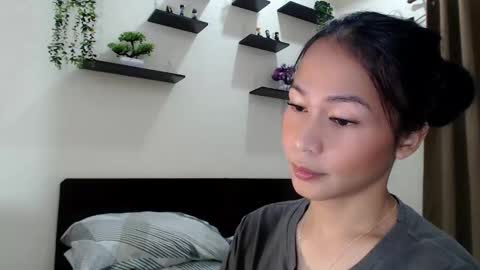Snapshot of xlovely_destinyx chatting on 04.01.26 Alice online show from 04.01.26