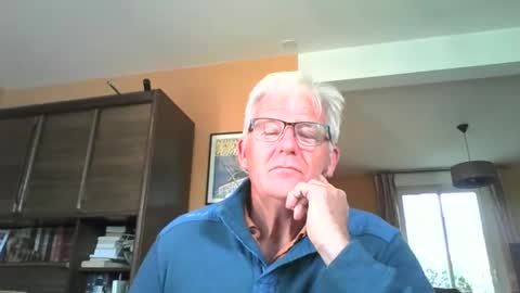 Snapshot of xmaeg3 chatting on 09.23.25 xmaeg3 online show from 09.23.25