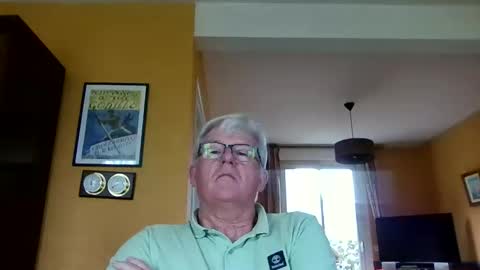 Snapshot of xmaeg3 chatting on 12.16.25 xmaeg3 online show from 12.16.25