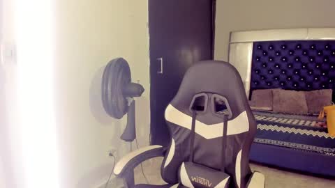 xmistresspervet online show from 09.13.25