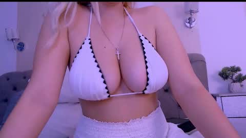 Naomi Nash online show from 03.10.25