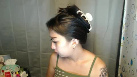 Ilove play tab00 and dirty show on wsp or tg and isell many videos and naked photos there online show from 04.17.26