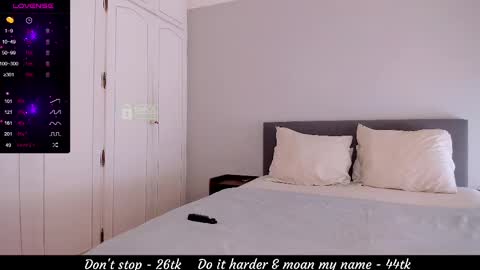 Snapshot of xninajohnx chatting on 02.28.25 Nina  John  online show from 02.28.25