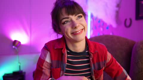 Bella Bondai online show from 12.22.24