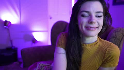 Bella Bondai online show from 01.07.25