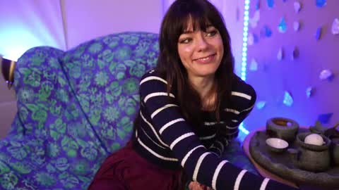 Bella Bondai online show from 03.09.25