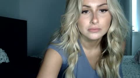 Snapshot of xoxolala32 chatting on 07.17.26 Lacey Loo online show from 07.17.26