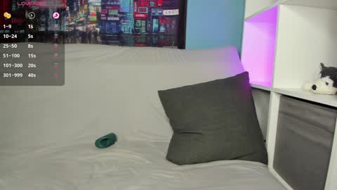 Mark online show from 01.14.25