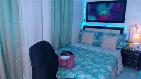 Snapshot of xplaymateamandax chatting on 01.21.25 amanda online show from 01.21.25