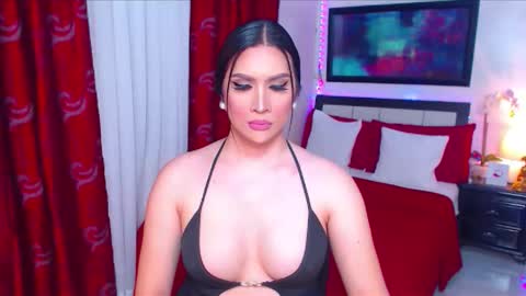 Snapshot of xplaymateamandax chatting on 10.02.25 amanda online show from 10.02.25