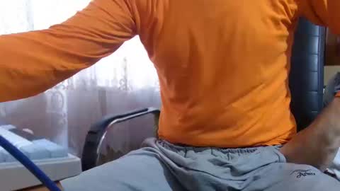 Snapshot of xrokettt chatting on 10.11.25 xrokettt online show from 10.11.25