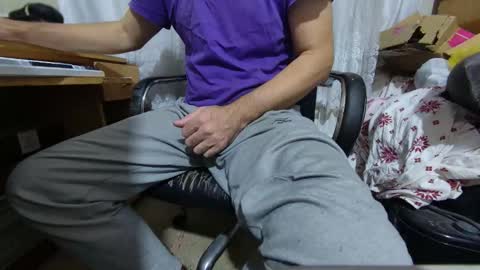 Snapshot of xrokettt chatting on 10.15.25 xrokettt online show from 10.15.25