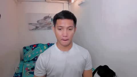 Snapshot of xsebastian19 chatting on 12.15.25 xsebastian19 online show from 12.15.25