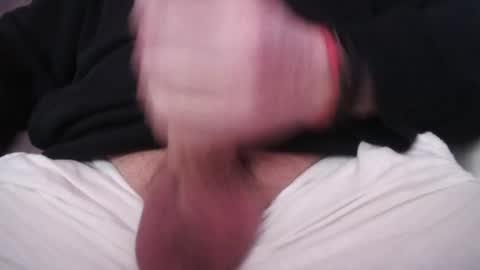 Snapshot of xslashmex chatting on 12.18.24 XslashmeX online show from 12.18.24