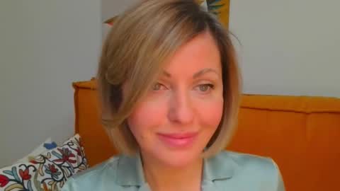 Snapshot of xvaleriax0 chatting on 02.01.26 xvaleriax0 online show from 02.01.26