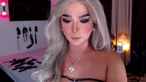 K E L L Y online show from 07.17.26