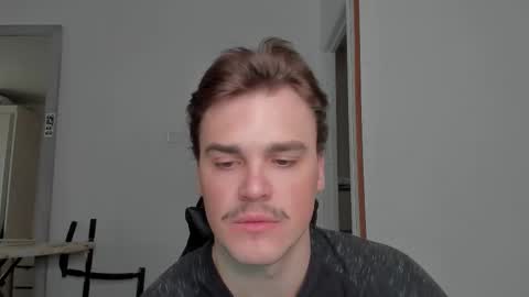 Snapshot of xx_raul_xx_ chatting on 03.28.26 raul online show from 03.28.26