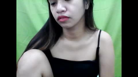 Mariel online show from 11.14.25