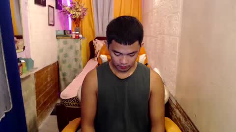 Snapshot of xxasianryanxx chatting on 01.29.25 xxasianryanxx online show from 01.29.25
