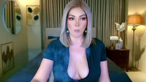 Snapshot of xxbedroombeautyxx chatting on 07.20.26 MISS NATALIA online show from 07.20.26
