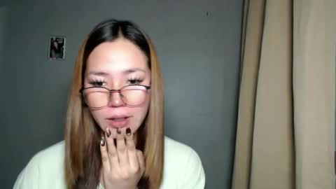 Dyanna Zulla online show from 02.27.26