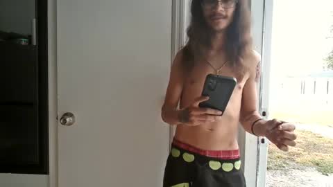 Snapshot of xxjasoneecxx chatting on 12.27.24 XxJasoneecxX online show from 12.27.24