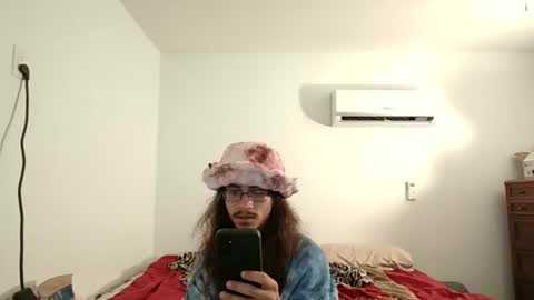 Snapshot of xxjasoneecxx chatting on 01.01.25 XxJasoneecxX online show from 01.01.25