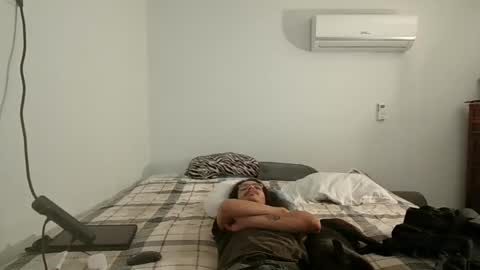 Snapshot of xxjasoneecxx chatting on 01.23.25 XxJasoneecxX online show from 01.23.25