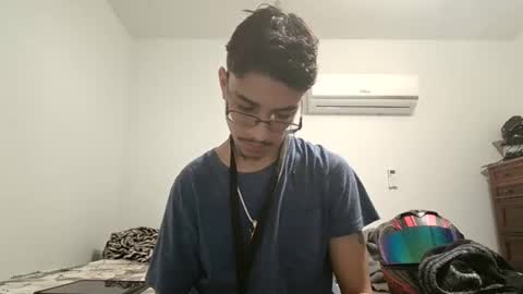 Snapshot of xxjasoneecxx chatting on 02.04.25 XxJasoneecxX online show from 02.04.25