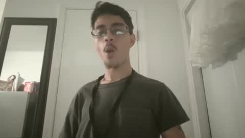 Snapshot of xxjasoneecxx chatting on 02.14.25 XxJasoneecxX online show from 02.14.25