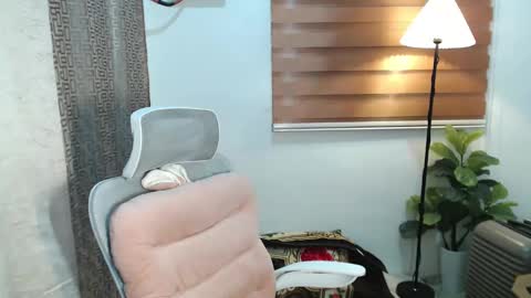 Snapshot of xxjulielovesyouxx chatting on 01.16.25 July online show from 01.16.25