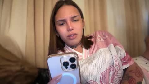 Snapshot of xxkhalifuckxx chatting on 10.21.25 kylie online show from 10.21.25