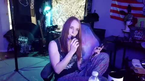 Snapshot of xxlilithmoonxx chatting on 06.13.26 Lilith online show from 06.13.26