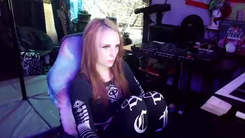 Snapshot of xxlilithmoonxx chatting on 06.29.26 Lilith online show from 06.29.26