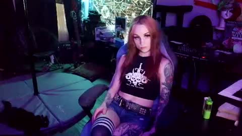 Snapshot of xxlilithmoonxx chatting on 07.04.26 Lilith online show from 07.04.26