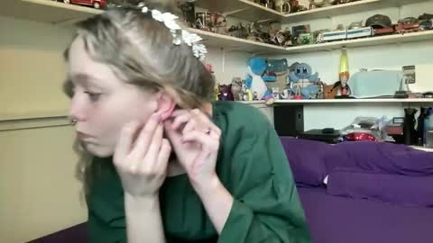 Snapshot of xxloveanastasia chatting on 09.10.25 LoveAnastasia online show from 09.10.25