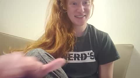 Snapshot of xxmariebliss chatting on 04.23.26 xxmariebliss online show from 04.23.26