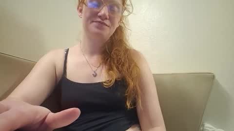 Snapshot of xxmariebliss chatting on 05.02.26 xxmariebliss online show from 05.02.26