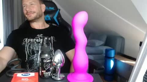 Snapshot of xxmettexx chatting on 06.19.26 xxmettexx online show from 06.19.26
