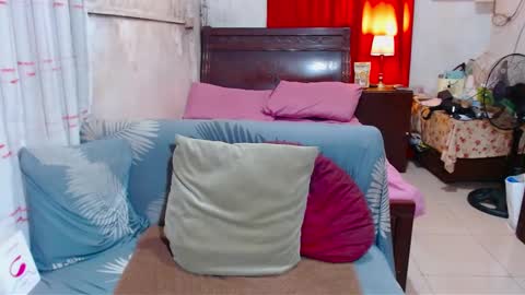 Snapshot of xxmiranda_greyxx chatting on 02.11.25 sexyyanna4u online show from 02.11.25