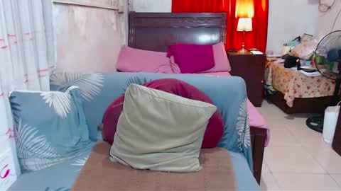 Snapshot of xxmiranda_greyxx chatting on 03.02.25 sexyyanna4u online show from 03.02.25